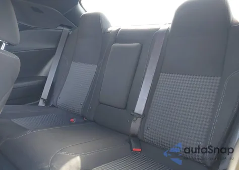 2023 Dodge Challenger Sxt z USA, uszkodzony, nr VIN 2C3CDZAG4PH686085